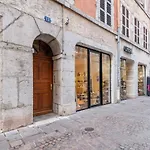 Schöne T2-Wohnung im Herzen der Altstadt von Annecy in der Nähe des Sees