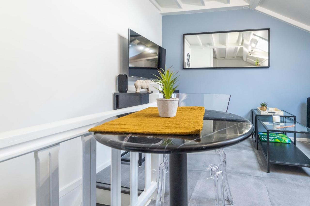 Schöne T2-wohnung Im Herzen Der Altstadt Von In Der Nähe Des Sees Apartment *